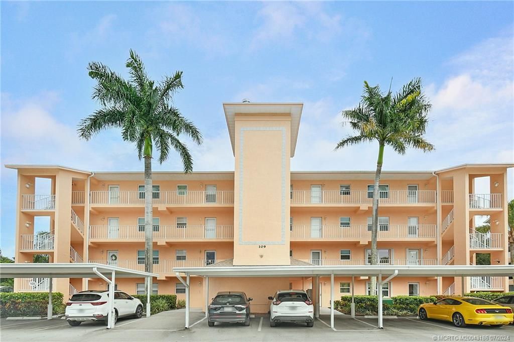 Photo of 2950 SE Ocean Boulevard #109203, Stuart, FL 34996 (MLS # M20043186)