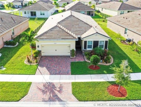 Homes For Sale - 10568 SW Cambria Lane<br/> Saint Lucie County, Port St. Lucie, FL 34987