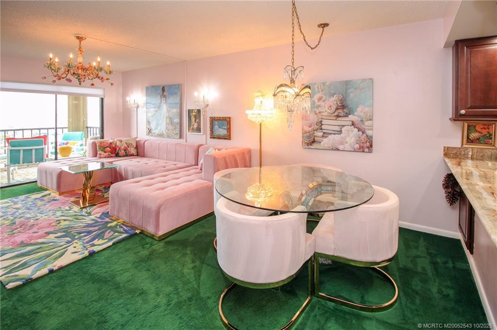 Stuart, Florida 34996, United States, 2 Bedrooms Bedrooms, ,2 BathroomsBathrooms,Residential,Active,223709