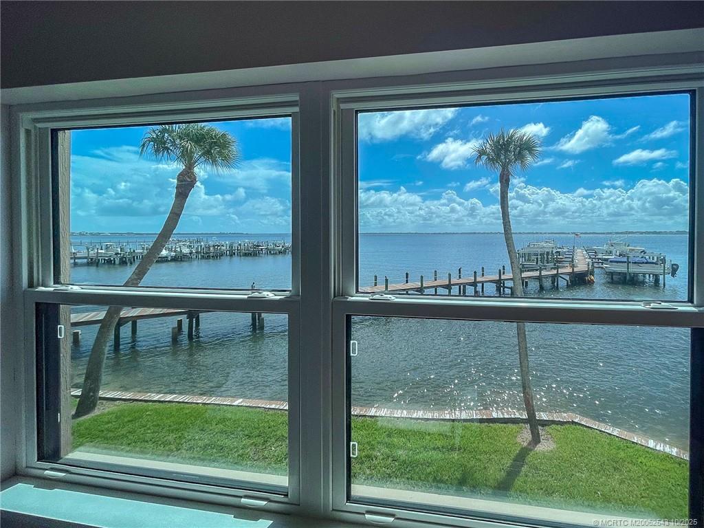 Stuart, Florida 34996, United States, 2 Bedrooms Bedrooms, ,2 BathroomsBathrooms,Residential,Active,223709
