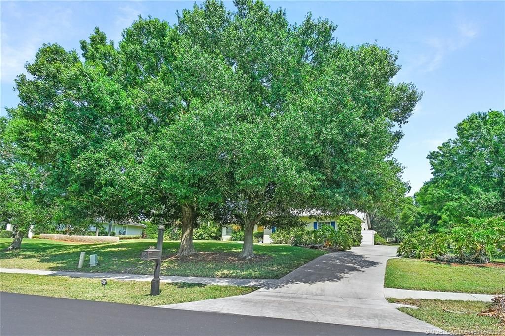 Photo of 5145 SW Spring Aster Court, Palm City, FL 34990 (MLS # M20055460)