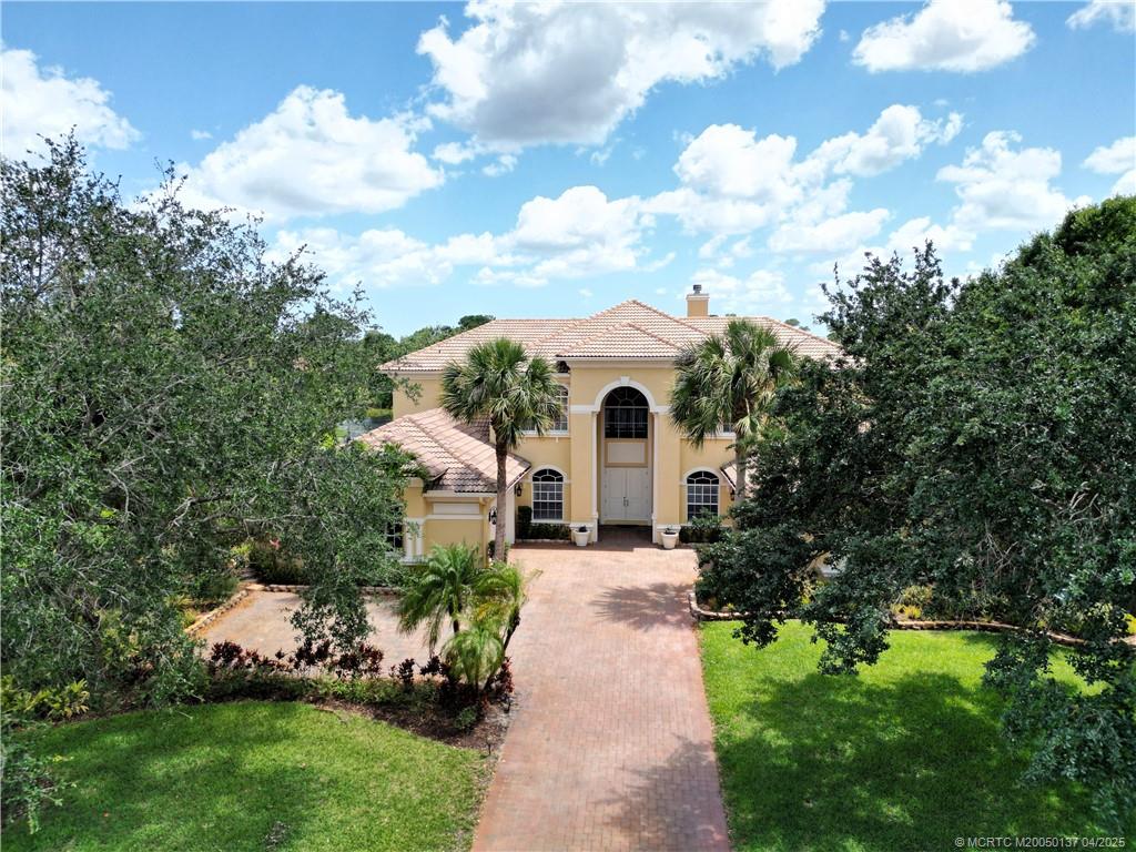 620 SW Squire Johns Lane