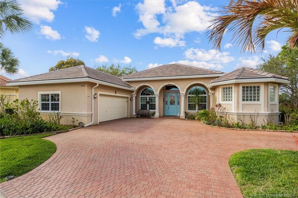 Photo of 3178 SE Indian Wells Place, Stuart, FL 34997 (MLS # M20054708)