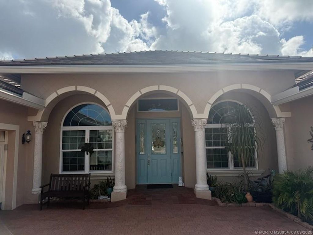 Photo of 3178 SE Indian Wells Place, Stuart, FL 34997 (MLS # M20054708)