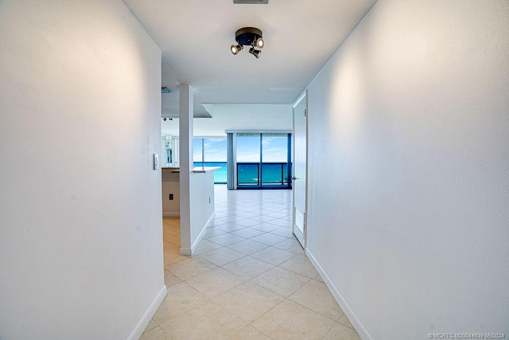 10410 S Ocean Drive 505