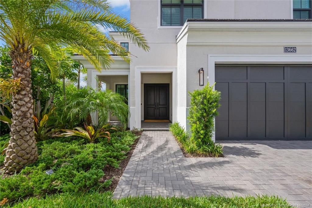Photo of 13662 Artisan Circle, Palm Beach Gardens, FL 33418 (MLS # M20045899)