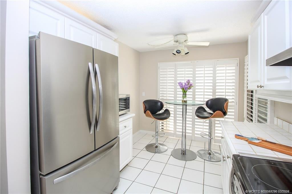 2641 NE Ocean Boulevard 101