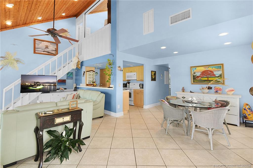 Stuart, Florida 34996, United States, 3 Bedrooms Bedrooms, ,3 BathroomsBathrooms,Residential,Coming Soon,157567