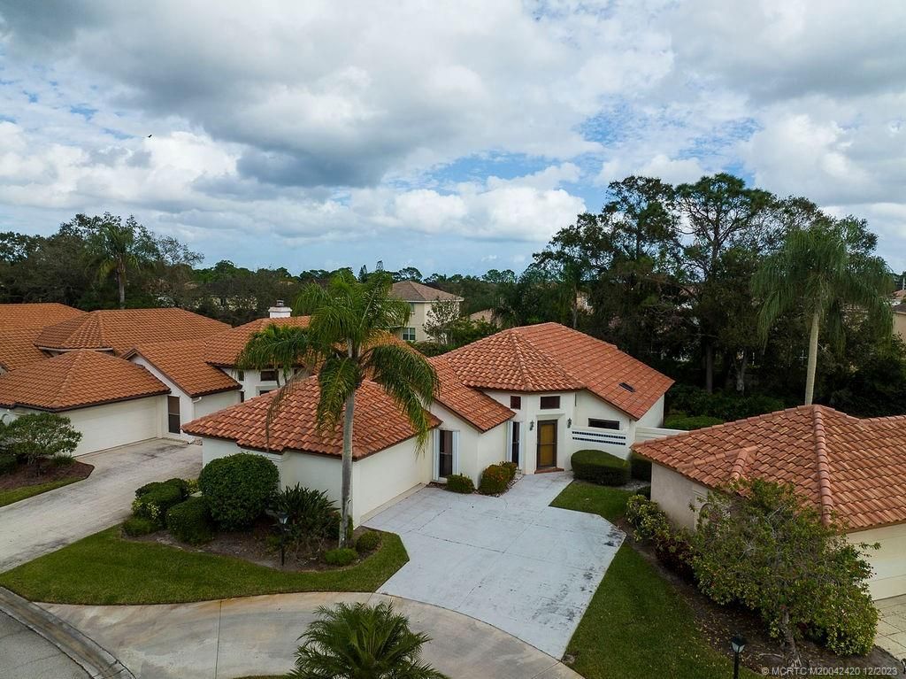 Photo of 2874 SW Mariposa Circle, Palm City, FL 34990 (MLS # M20042420)