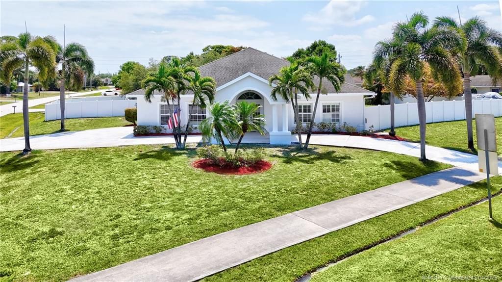 Photo of 2206 SE Adobe Street, Port Saint Lucie, FL 34952 (MLS # M20050243)