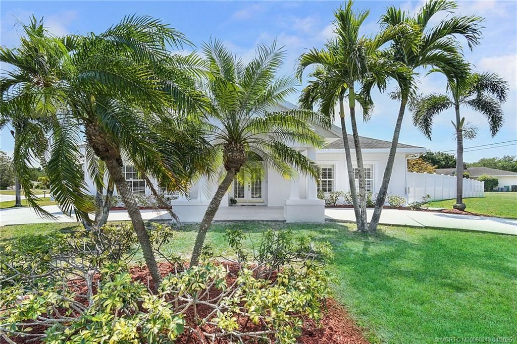 Photo of 2206 SE Adobe Street, Port Saint Lucie, FL 34952 (MLS # M20050243)