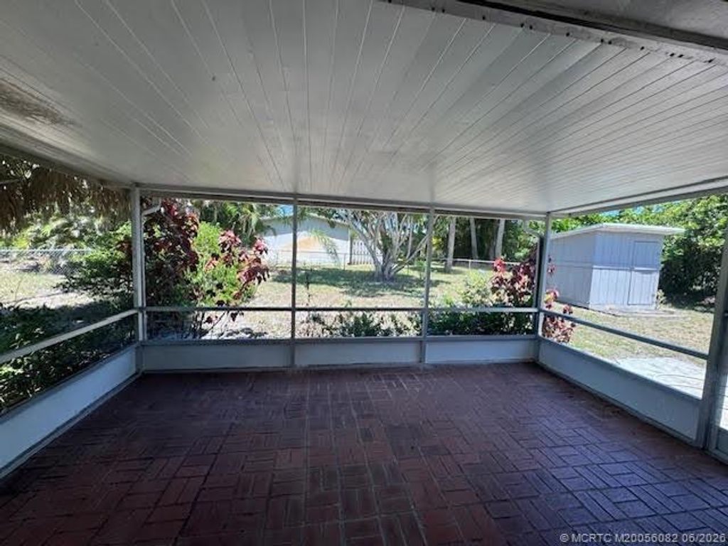 Photo of 709 SE Alamanda Way, Stuart, FL 34996 (MLS # M20056082)