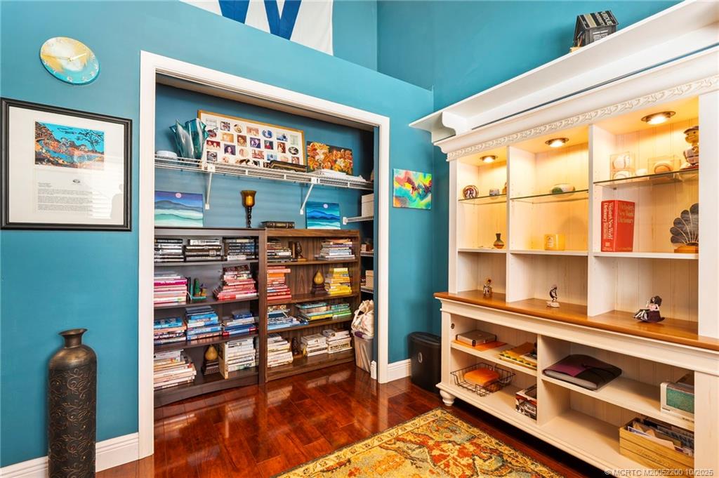 Palm City, Florida 34990, United States, 3 Bedrooms Bedrooms, ,3 BathroomsBathrooms,Residential,Pending,215003