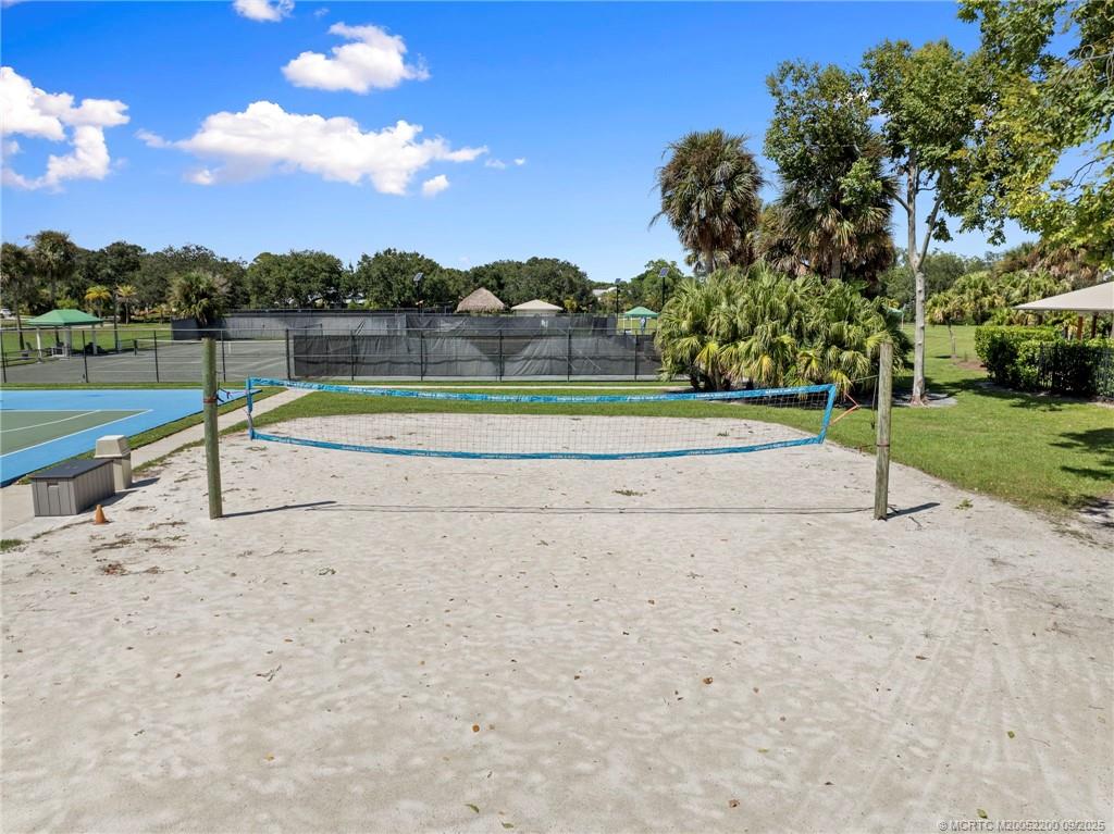 Palm City, Florida 34990, United States, 3 Bedrooms Bedrooms, ,3 BathroomsBathrooms,Residential,Pending,215003