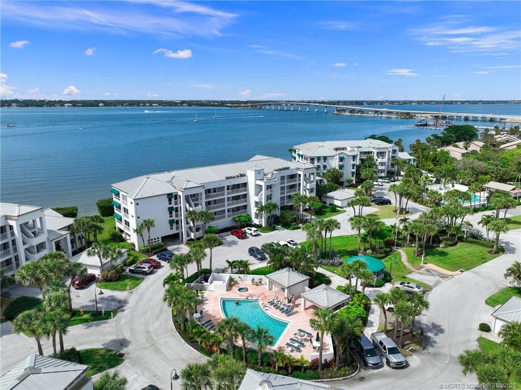 Photo of 164 NE Edgewater Drive #2101, Stuart, FL 34996 (MLS # M20049619)