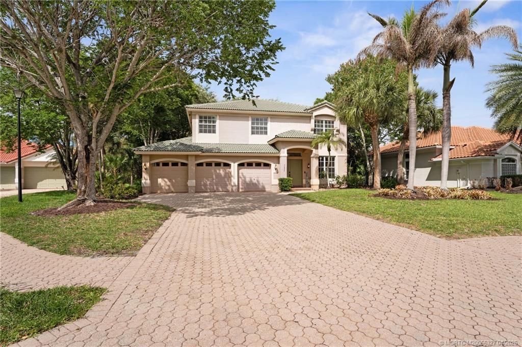 Photo of 5020 SW Elk River Court, Palm City, FL 34990 (MLS # M20055327)