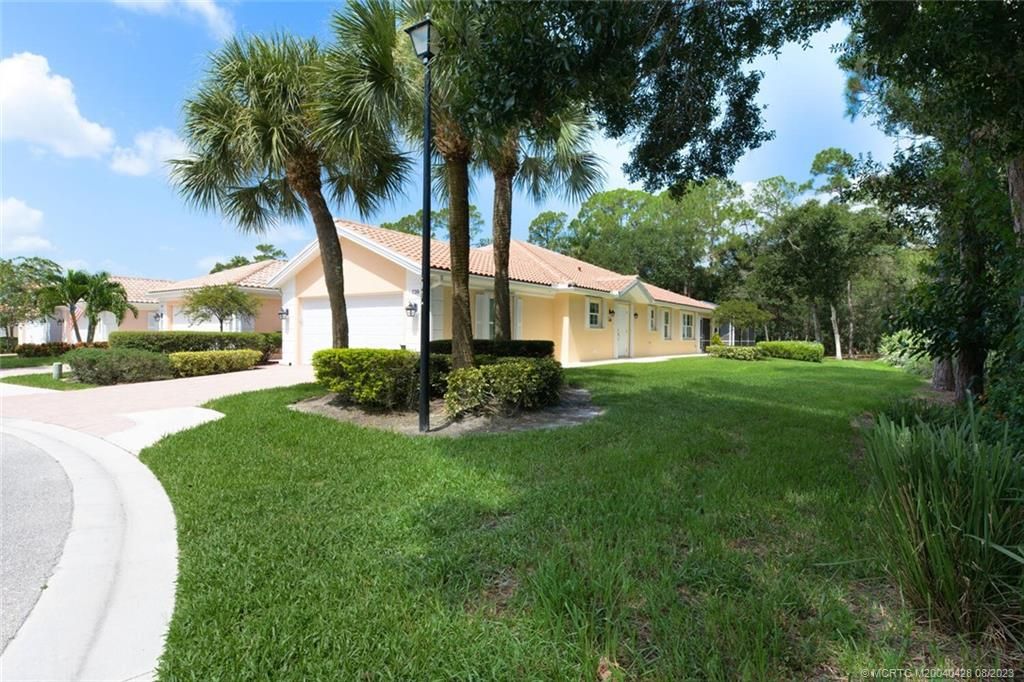 Photo of 739 SW Tamarrow Place, Stuart, FL 34997 (MLS # M20040428)
