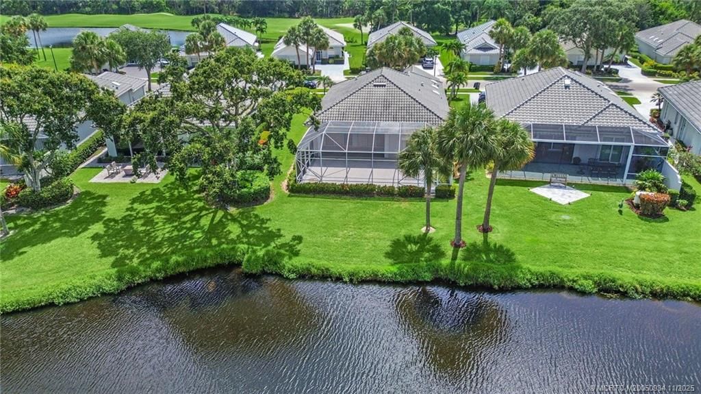 Photo of 8117 SE Double Tree Drive, Hobe Sound, FL 33455 (MLS # M20050934)