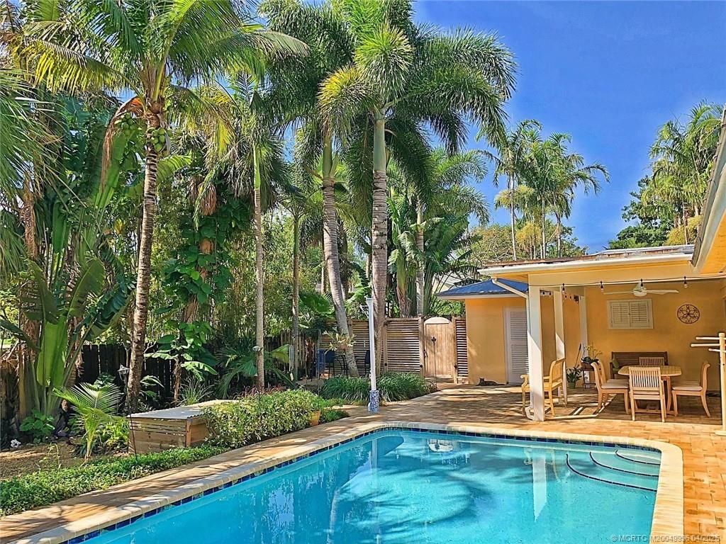 Photo of 15 Miramar Road, Stuart, FL 34996 (MLS # M20049996)