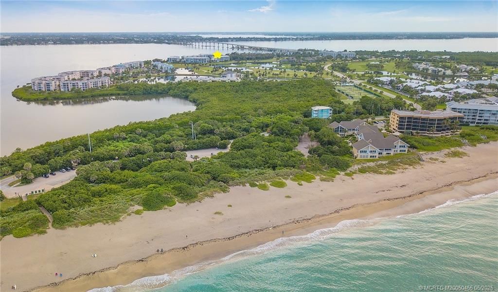 Photo of 184 NE Edgewater Drive #1001, Stuart, FL 34996 (MLS # M20050465)