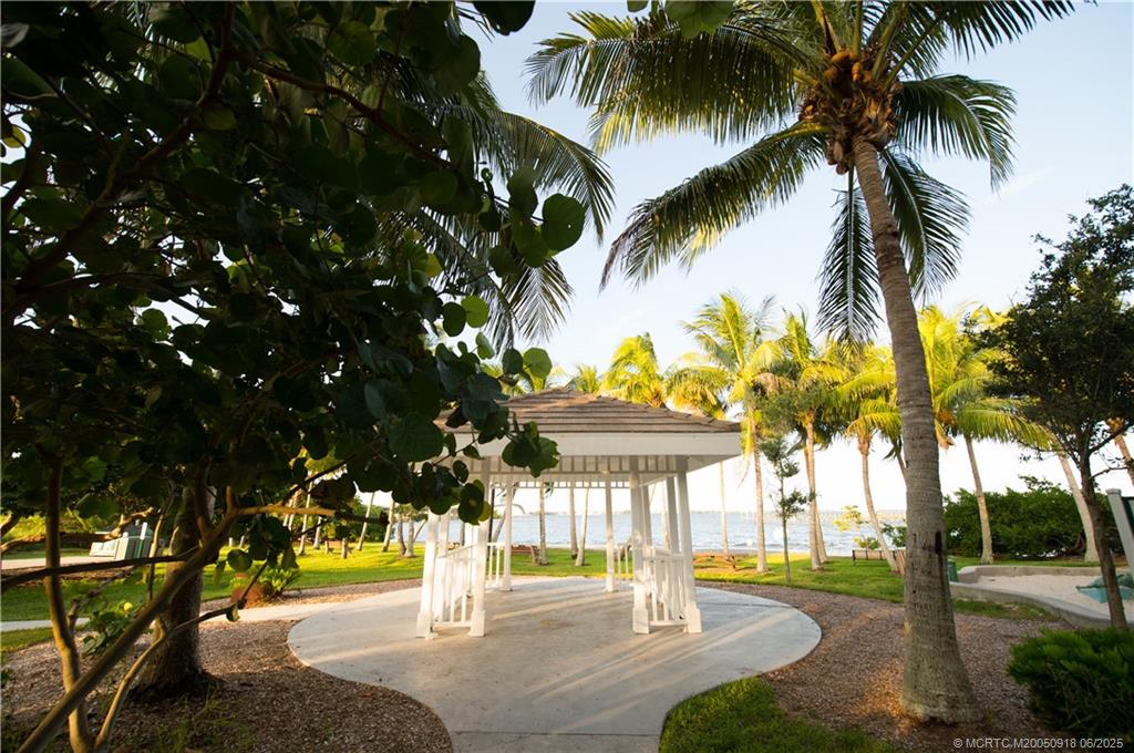 Stuart, Florida 34996, United States, 2 Bedrooms Bedrooms, ,2 BathroomsBathrooms,Residential,Pending,145721