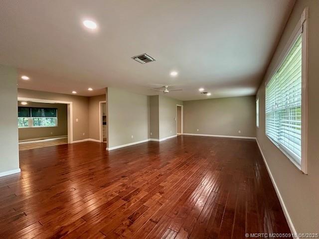 Stuart, Florida 34996, United States, 2 Bedrooms Bedrooms, ,2 BathroomsBathrooms,Residential,Pending,145721