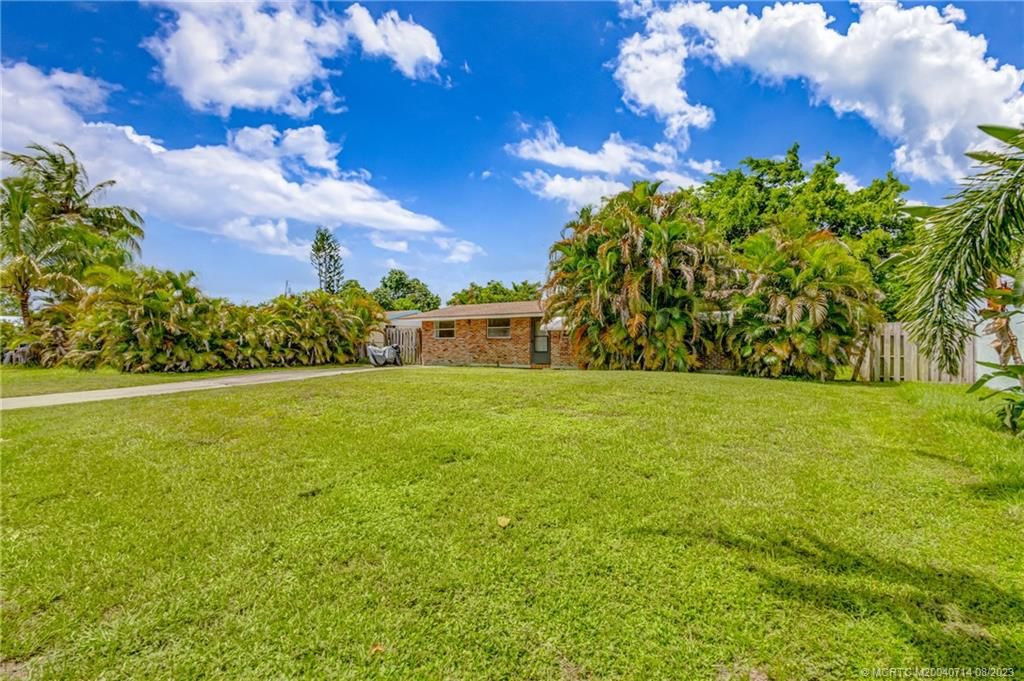 Photo of 5893 Williamson Road, Jupiter, FL 33458 (MLS # M20040714)