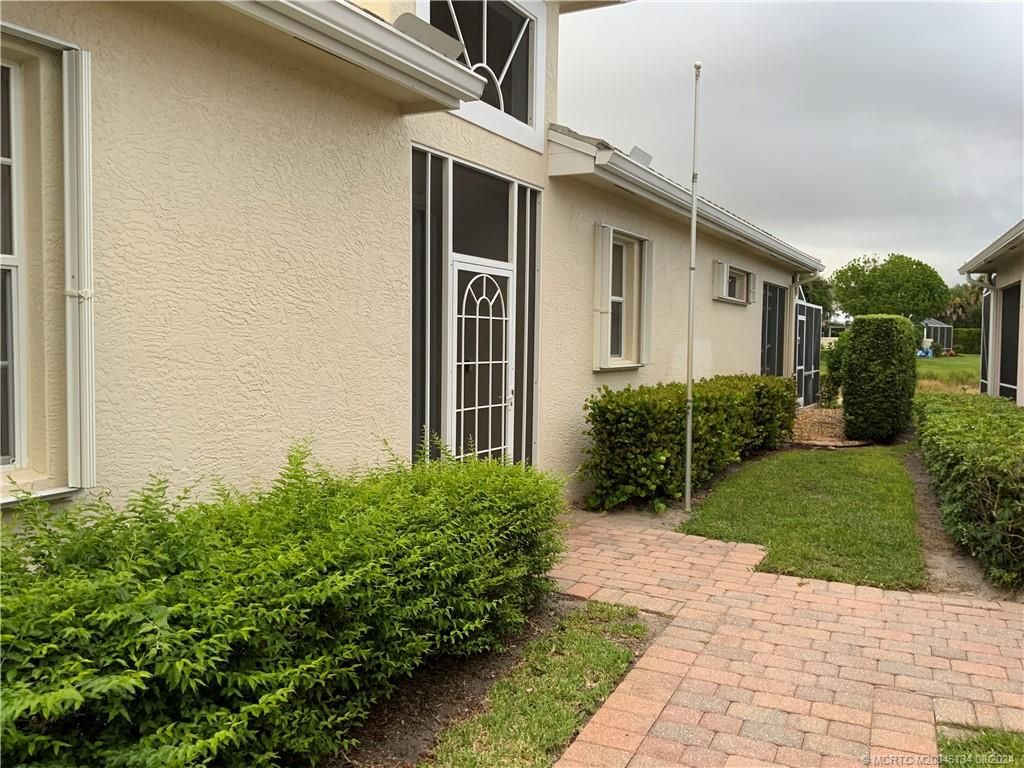 Photo of 4531 SE Bridgetown Court, Stuart, FL 34997 (MLS # M20046134)