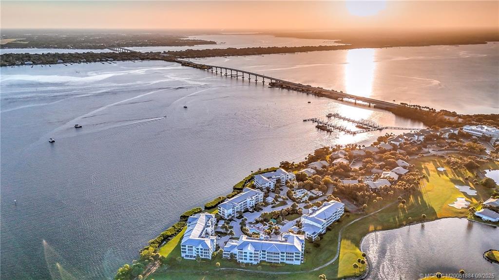 Stuart, Florida 34996, United States, 2 Bedrooms Bedrooms, ,2 BathroomsBathrooms,Residential,Pending,203727