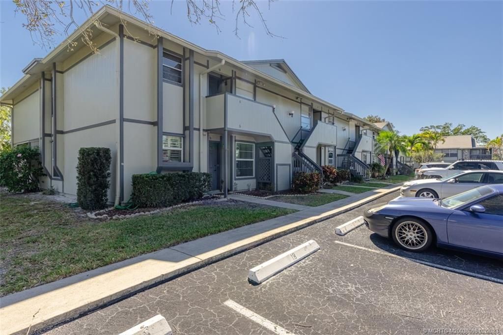 Photo of 8419 SE Croft Street #4, Hobe Sound, FL 33455 (MLS # M20038095)