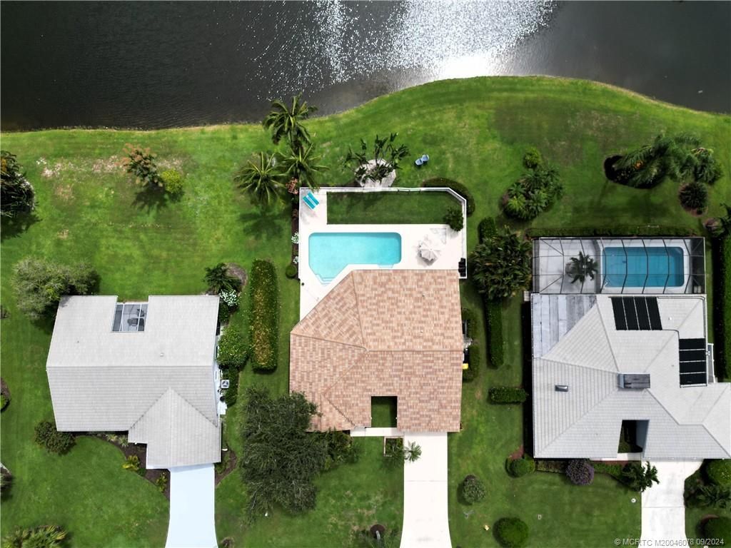 Photo of 2277 SW Heronwood Road, Palm City, FL 34990 (MLS # M20046078)