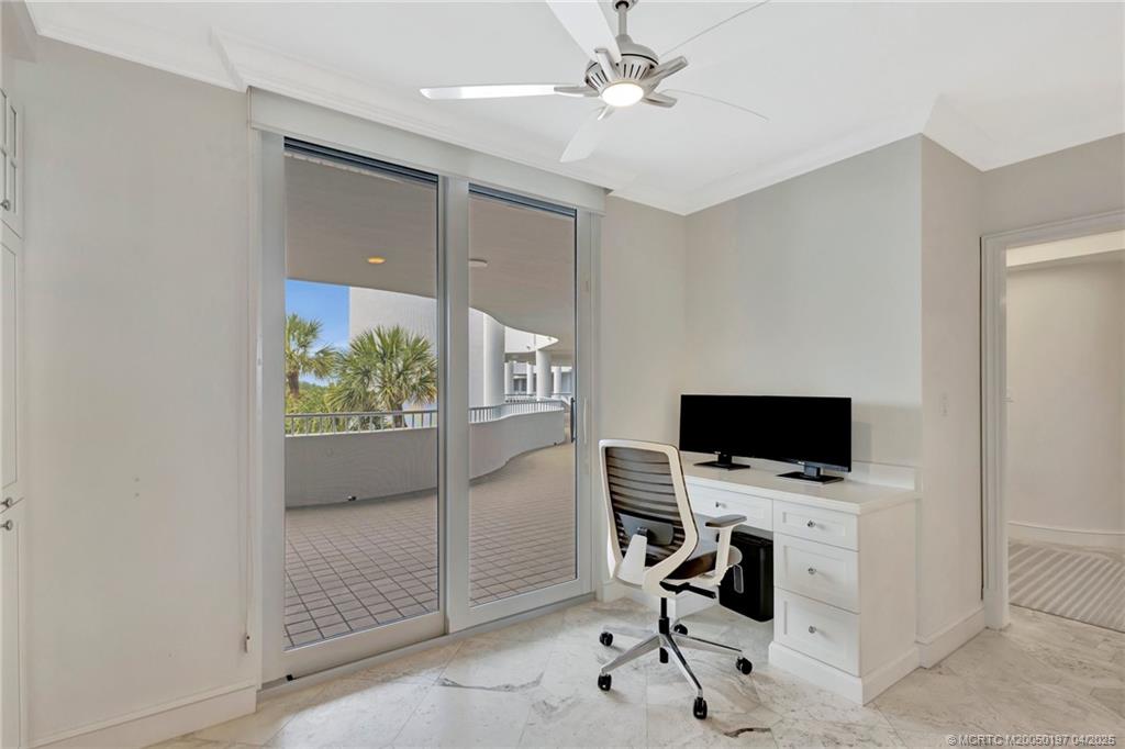 Stuart, Florida 34996, United States, 3 Bedrooms Bedrooms, ,3 BathroomsBathrooms,Residential,Pending,110942