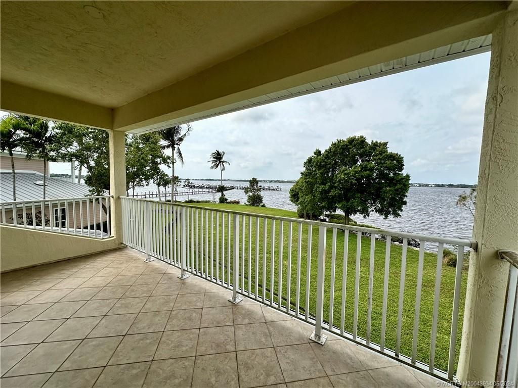 Photo of 2174 NW Plumbago Trail, Stuart, FL 34994 (MLS # M20043934)