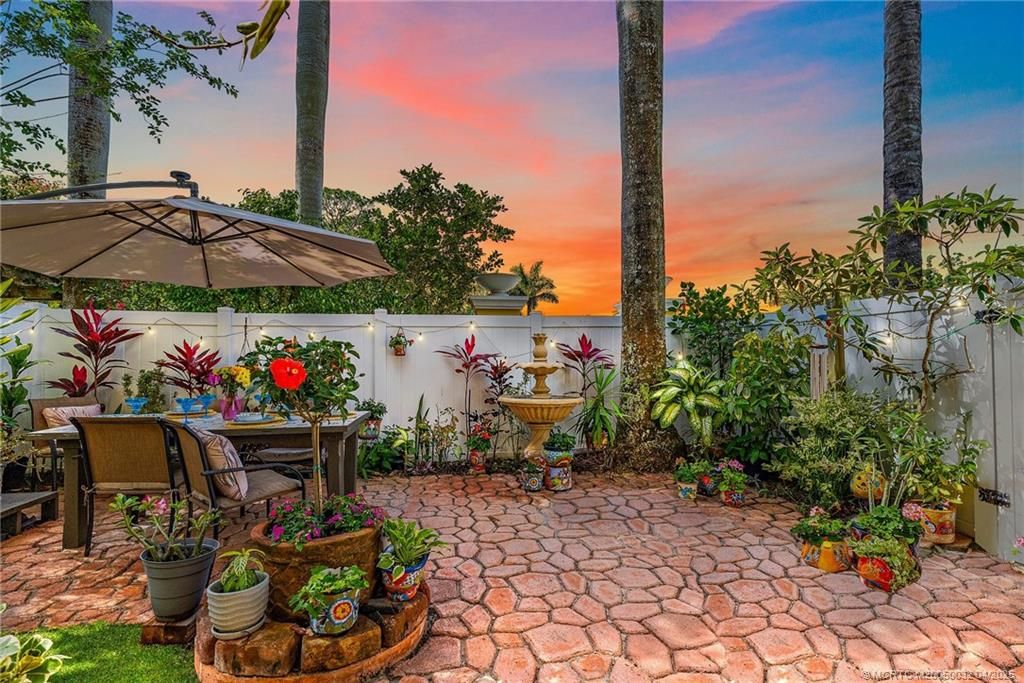 Photo of 6135 NW Helmsdale Way, Port Saint Lucie, FL 34983 (MLS # M20050032)