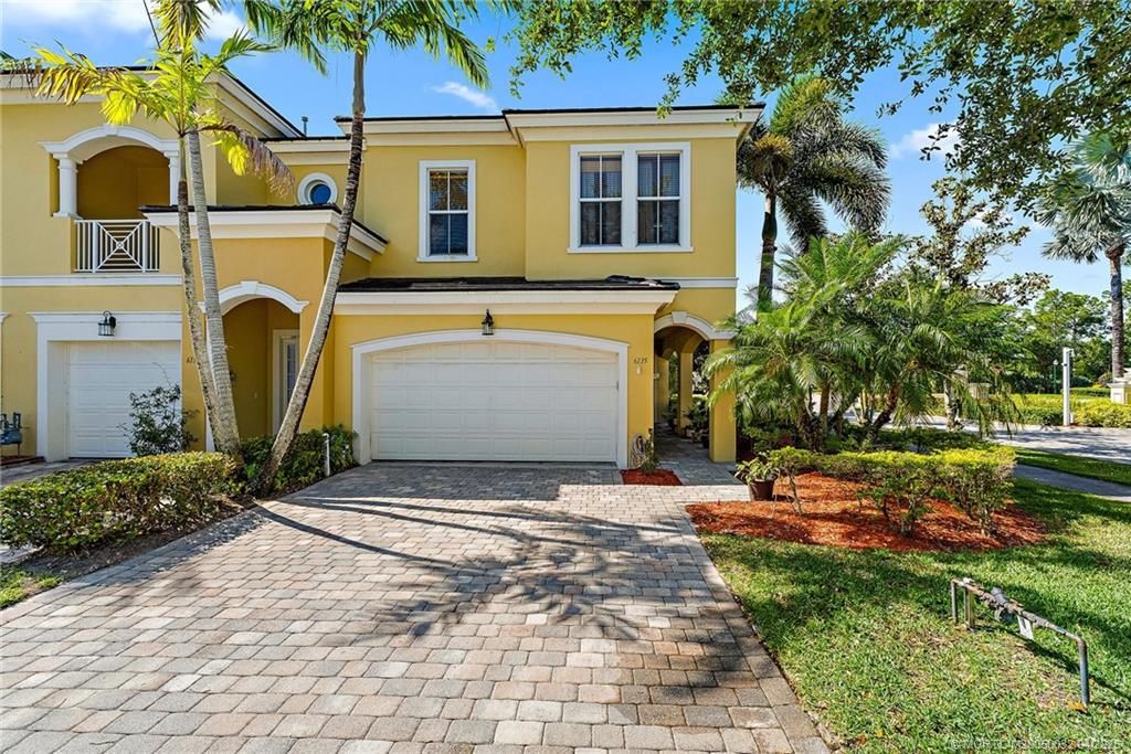 Photo of 6135 NW Helmsdale Way, Port Saint Lucie, FL 34983 (MLS # M20050032)