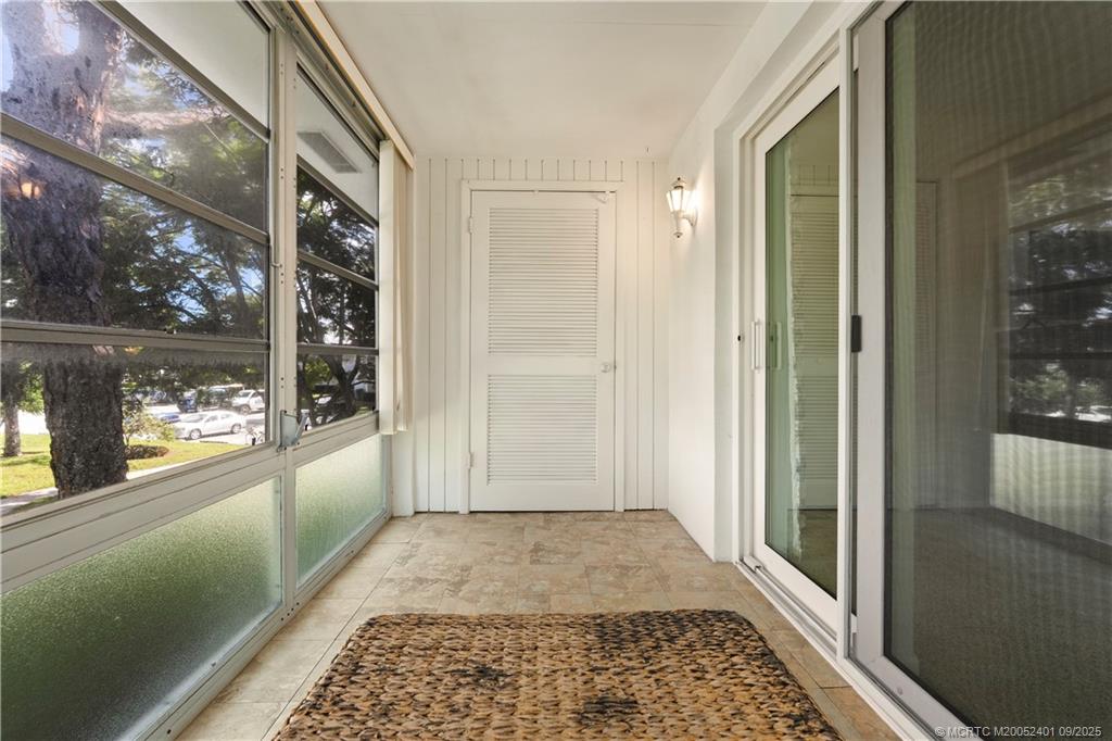 Stuart, Florida 34996, United States, 1 Bedroom Bedrooms, ,2 BathroomsBathrooms,Residential,Active,218460