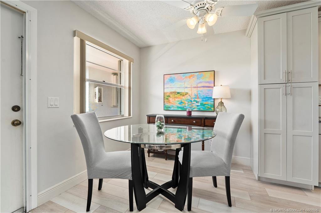 Stuart, Florida 34996, United States, 1 Bedroom Bedrooms, ,2 BathroomsBathrooms,Residential,Active,218460