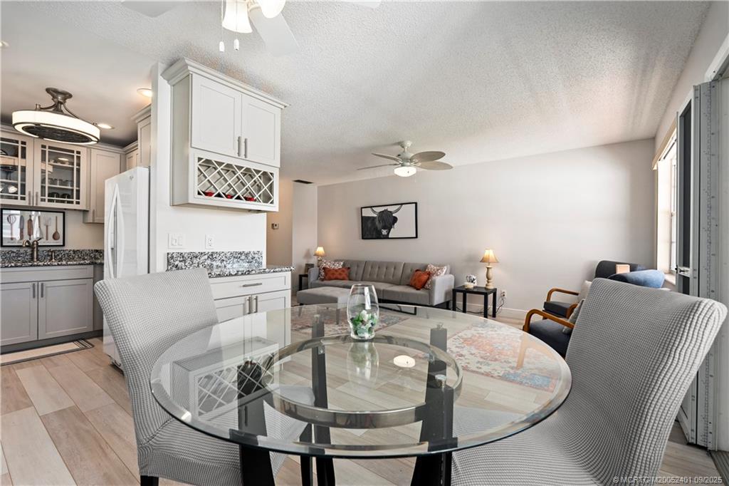 Stuart, Florida 34996, United States, 1 Bedroom Bedrooms, ,2 BathroomsBathrooms,Residential,Active,218460