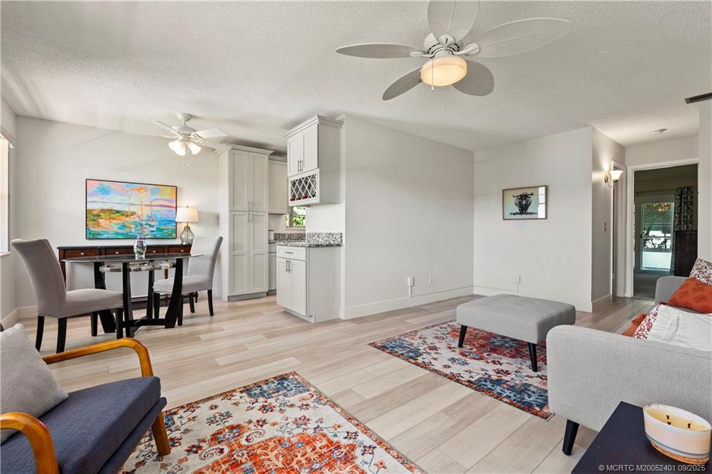 Stuart, Florida 34996, United States, 1 Bedroom Bedrooms, ,2 BathroomsBathrooms,Residential,Active,218460