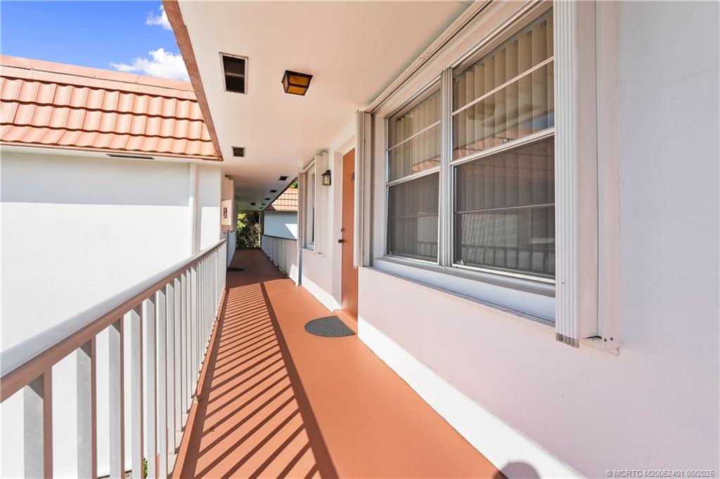 Stuart, Florida 34996, United States, 1 Bedroom Bedrooms, ,2 BathroomsBathrooms,Residential,Active,218460