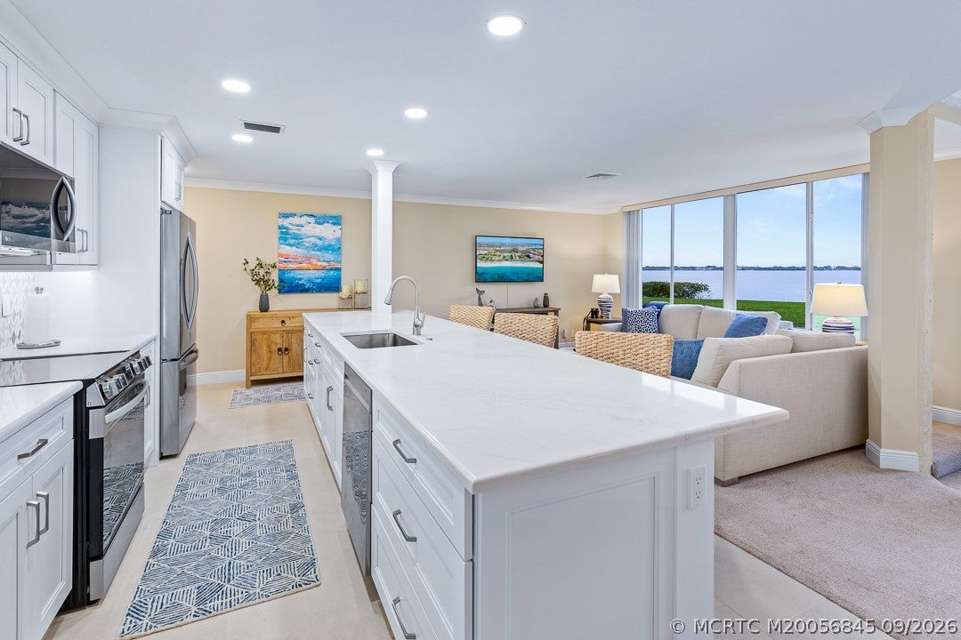 2370 NE OCEAN Boulevard C106
