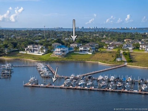 Homes For Sale - 1280 NE Langford Lane<br/> Jensen Beach, FL 34957