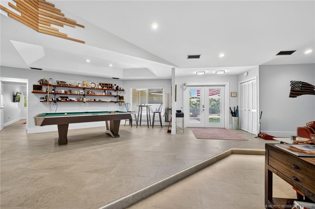 6420 SE Winged Foot Drive