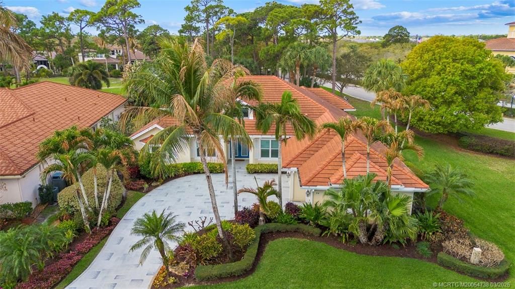 Photo of 84 SW Hatteras Court, Palm City, FL 34990 (MLS # M20054738)