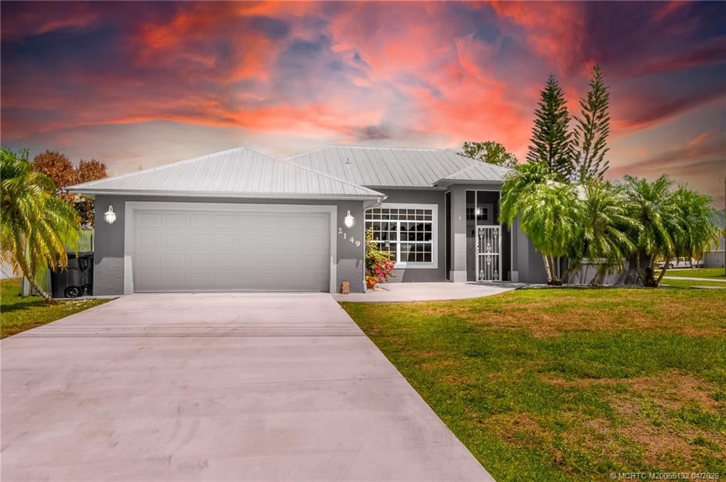 Photo of 2149 SW Savage Boulevard, Port Saint Lucie, FL 34953 (MLS # M20055132)