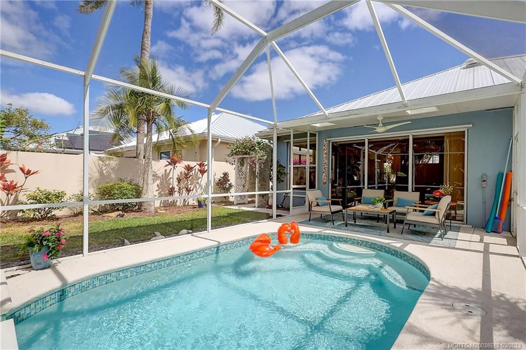 Photo of 2855 SW Brighton Way, Palm City, FL 34990 (MLS # M20038512)