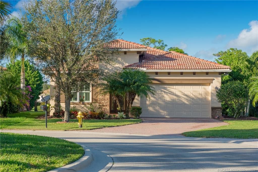 Photo of 991 SW Triste Way, Stuart, FL 34997 (MLS # M20041920)