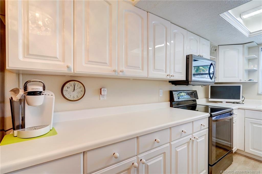 Stuart, Florida 34996, United States, 2 Bedrooms Bedrooms, ,2 BathroomsBathrooms,Residential,Active,190590