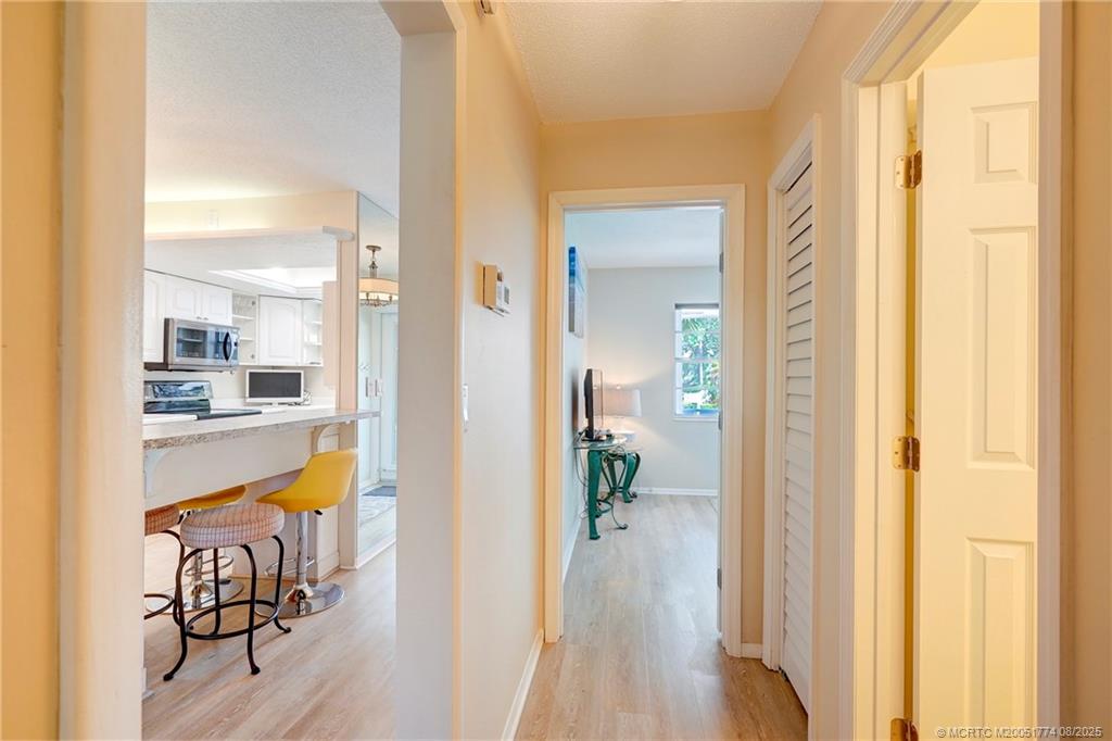 Stuart, Florida 34996, United States, 2 Bedrooms Bedrooms, ,2 BathroomsBathrooms,Residential,Active,190590