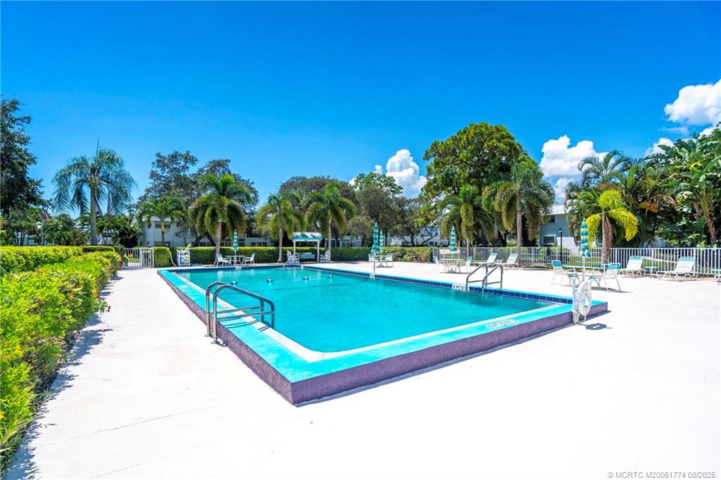 Stuart, Florida 34996, United States, 2 Bedrooms Bedrooms, ,2 BathroomsBathrooms,Residential,Active,190590